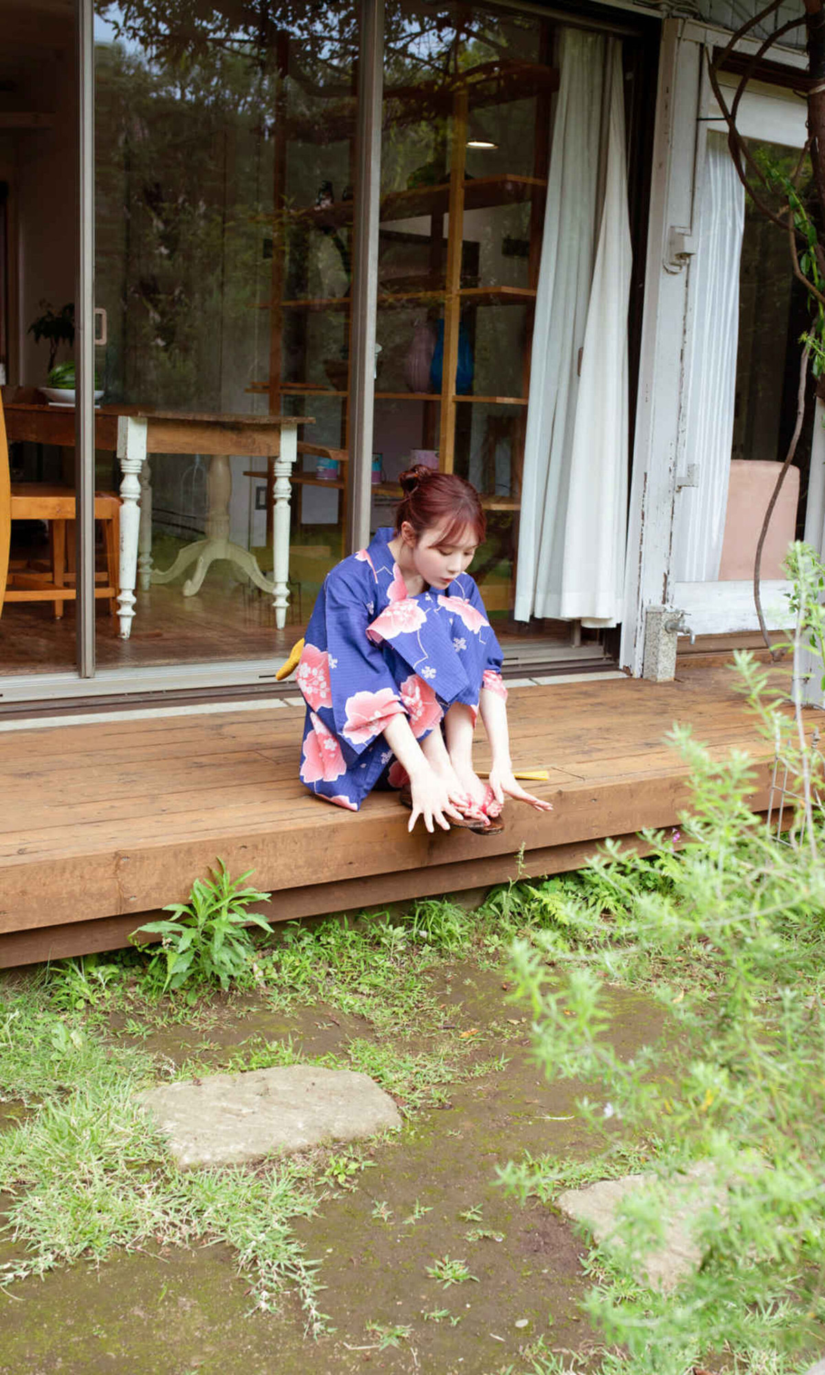MIRU みる, 写真集 「甘い生活」 Set.03
