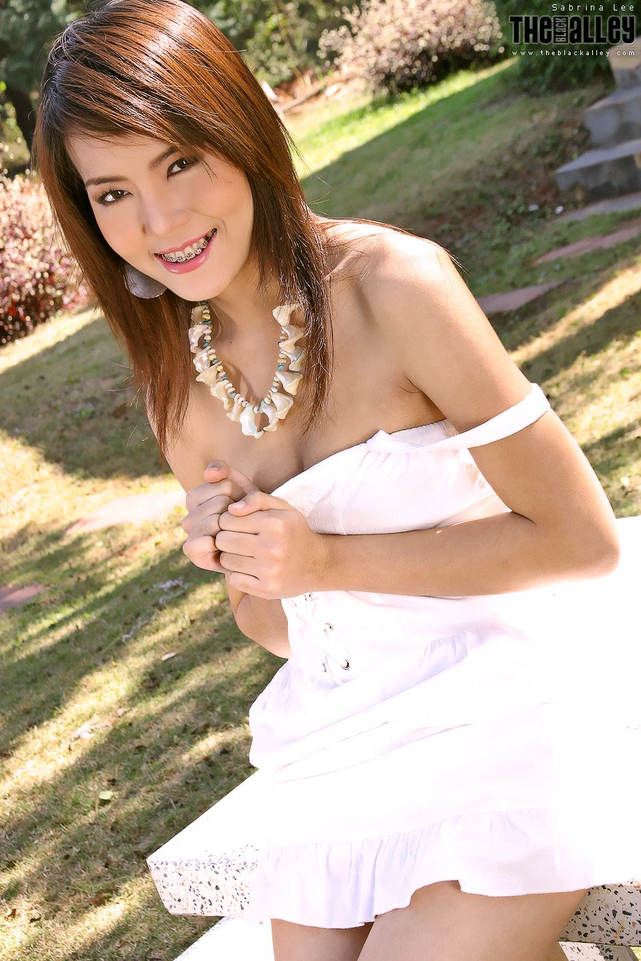 Sabrina Lee The Black Alley Photobook Set.01 - P17