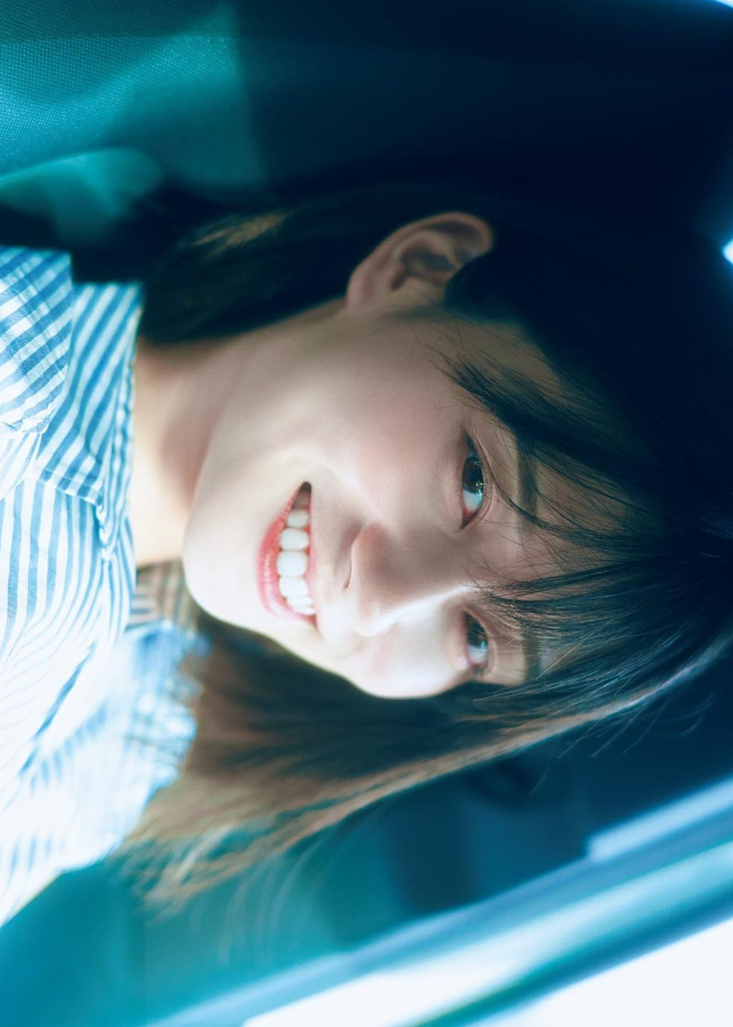 Kanna Seto 瀬戸環奈, 1st写真集 「Emerald」 Set.04 - P19