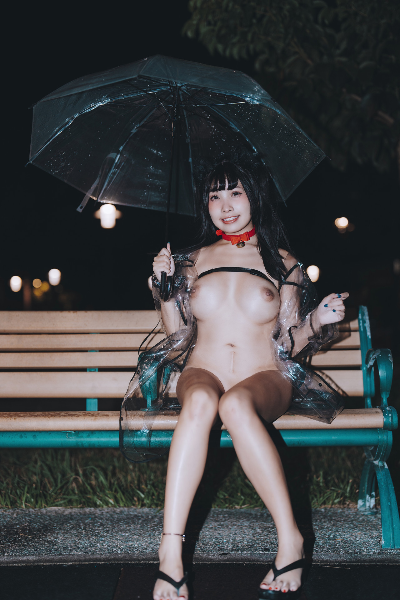 慕慕Momo, ヌード写真集 溜雨衣貓貓 Rainy Day - P34