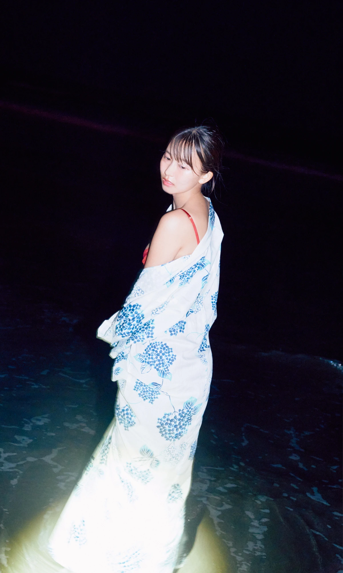Nene Shida 志田音々, 週プレ Photo Book 「まなざしの先に」 Set.01 - P16