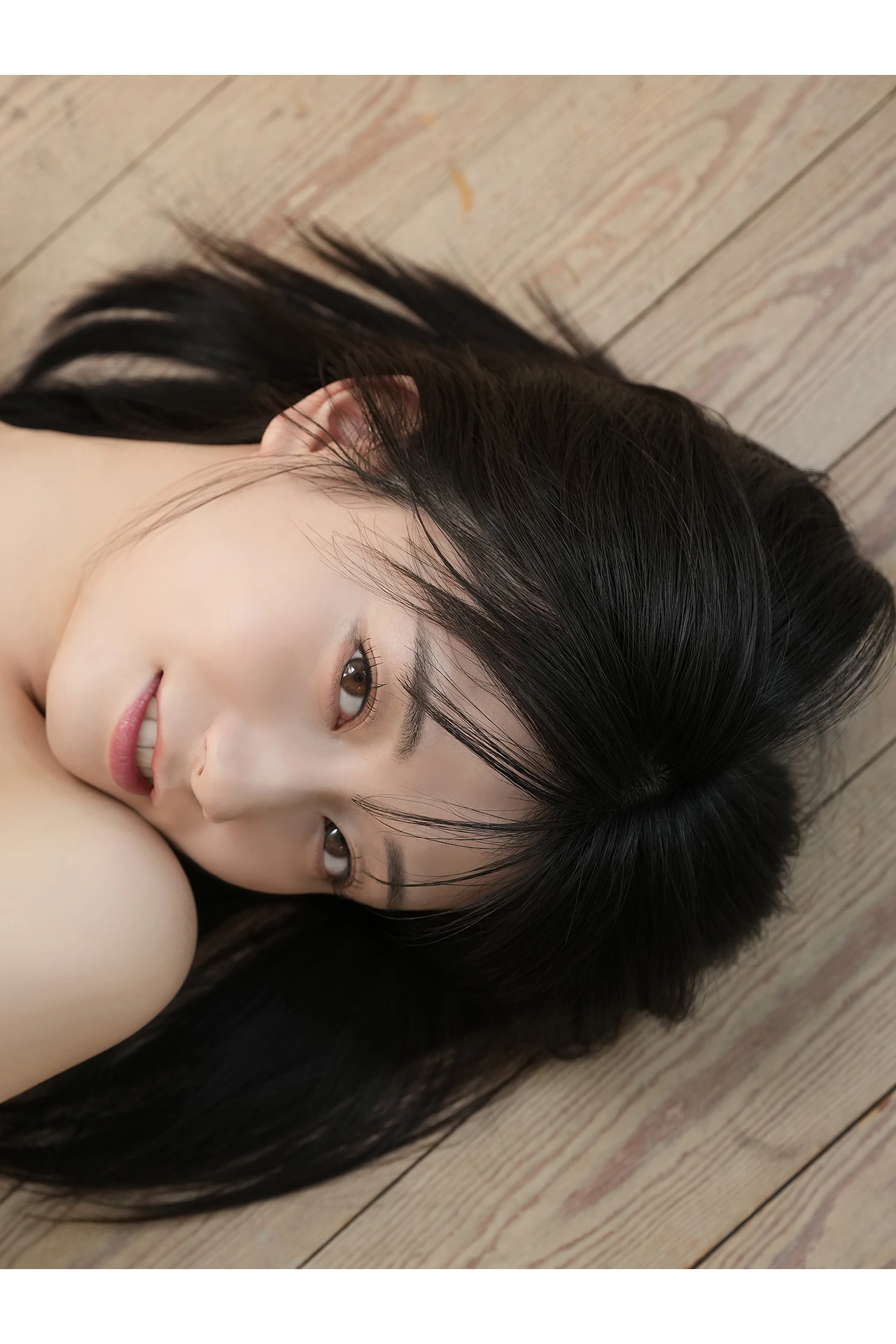 Kanna Seto 瀬戸環奈, 週刊ポストデジタル写真集 『セトカン電子写真集 最胸J！』 Set.01 - P13