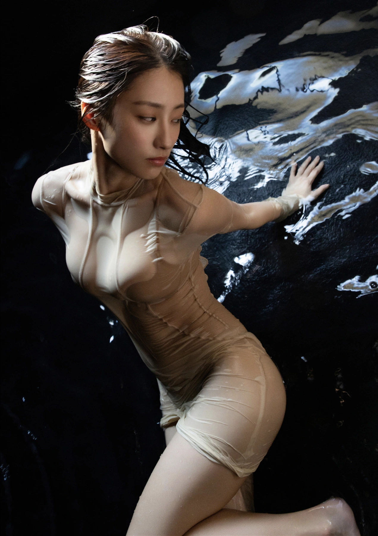 Ayano Sumida 澄田綾乃, DOLCEデジタル写真集 「絶対的な関係」 Set.01 - P13