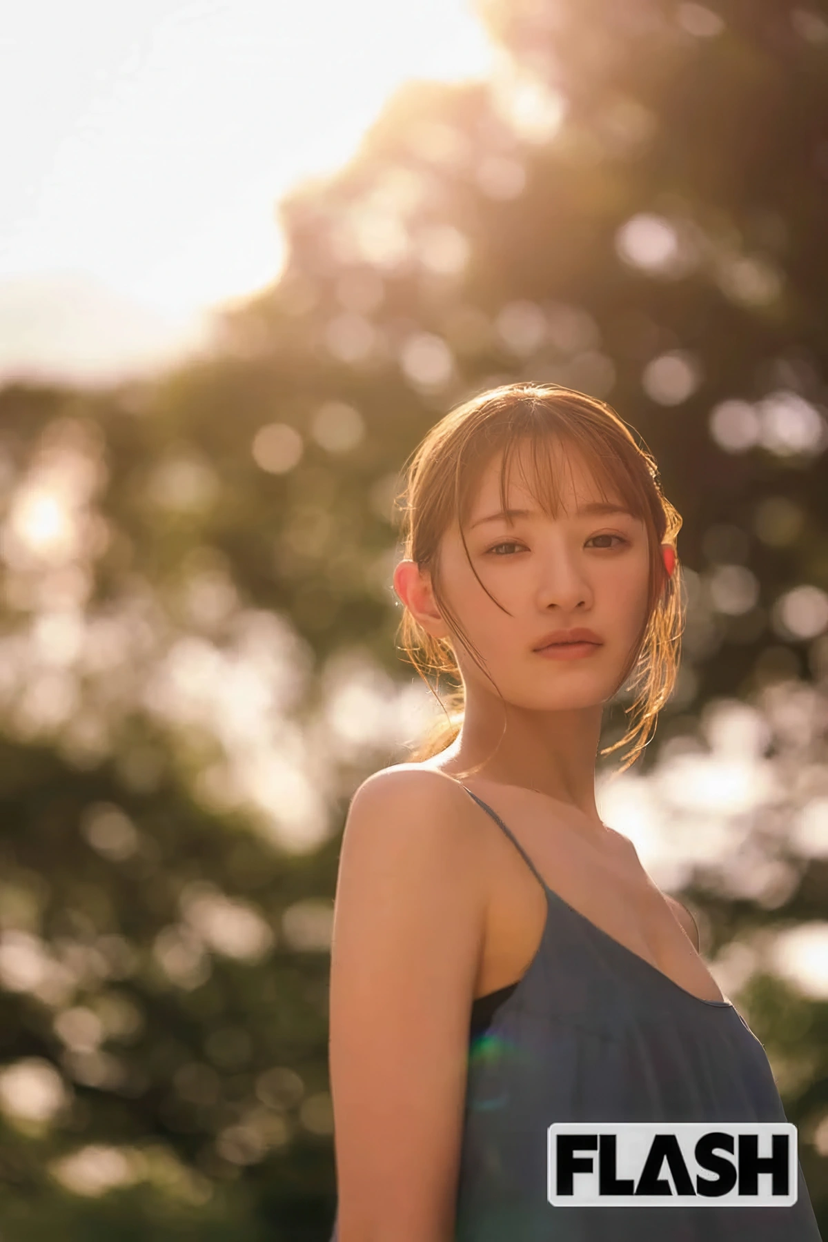 Kana Nakada 中田花奈, FLASH 2025.09.09 (フラッシュ 2025年9月9日号) - P25