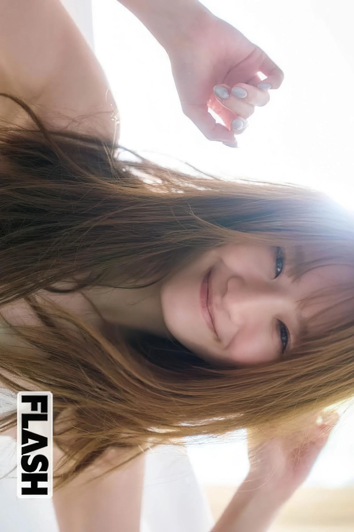 Kana Nakada 中田花奈, FLASH 2025.09.09 (フラッシュ 2025年9月9日号) - P21