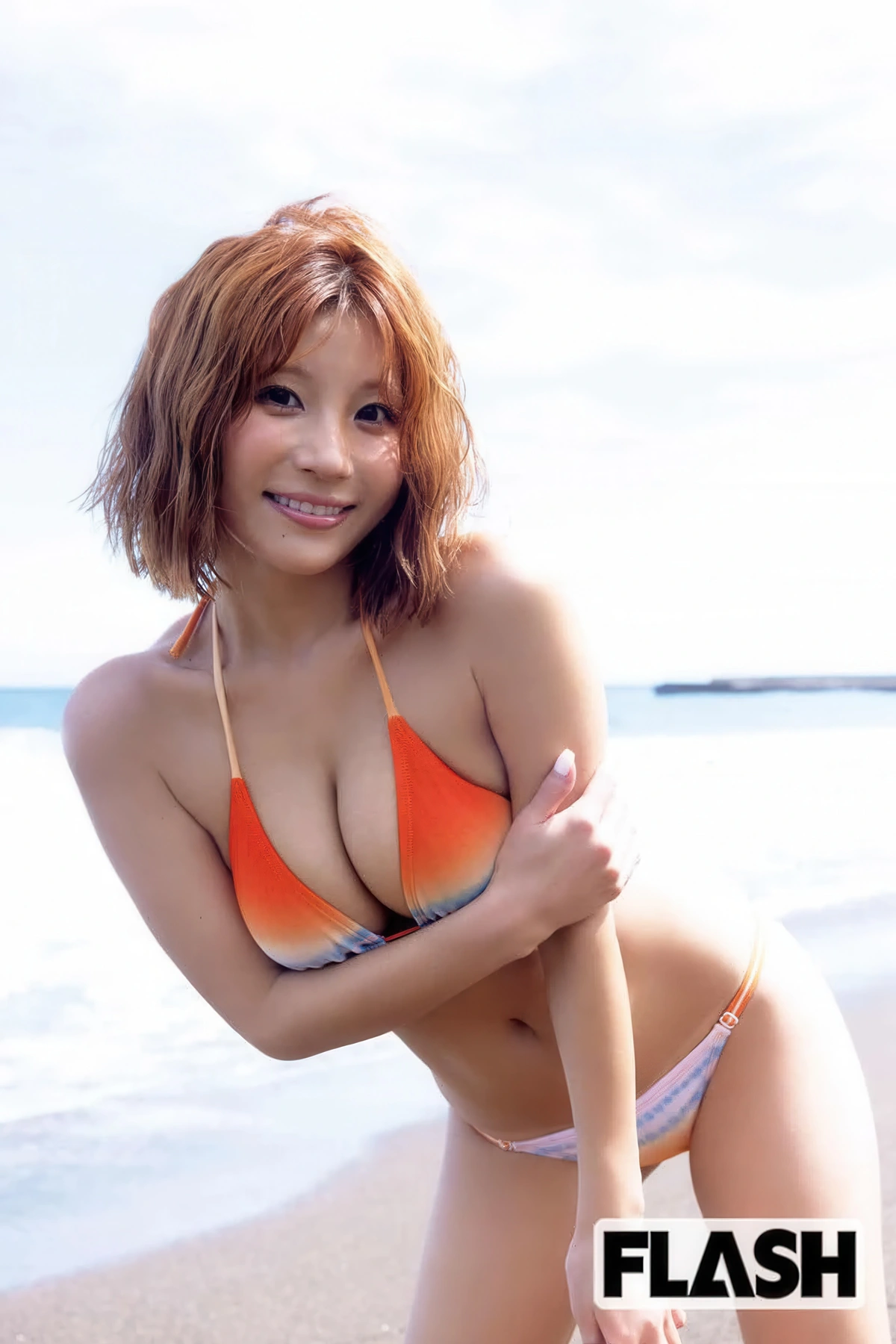 R.I.P GIRLS, FLASH 2025.09.30 (フラッシュ 2025年9月30日号) - P13