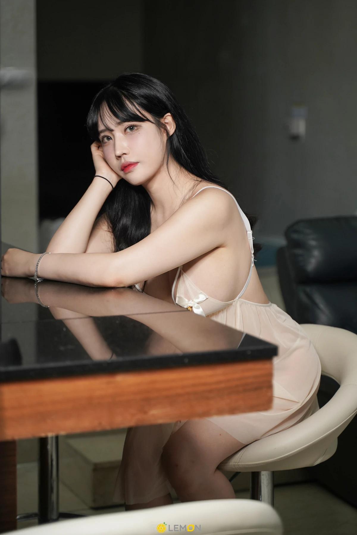 Hani 하니, KIMLEMON Vol.01 Photobook Set.01 - P15
