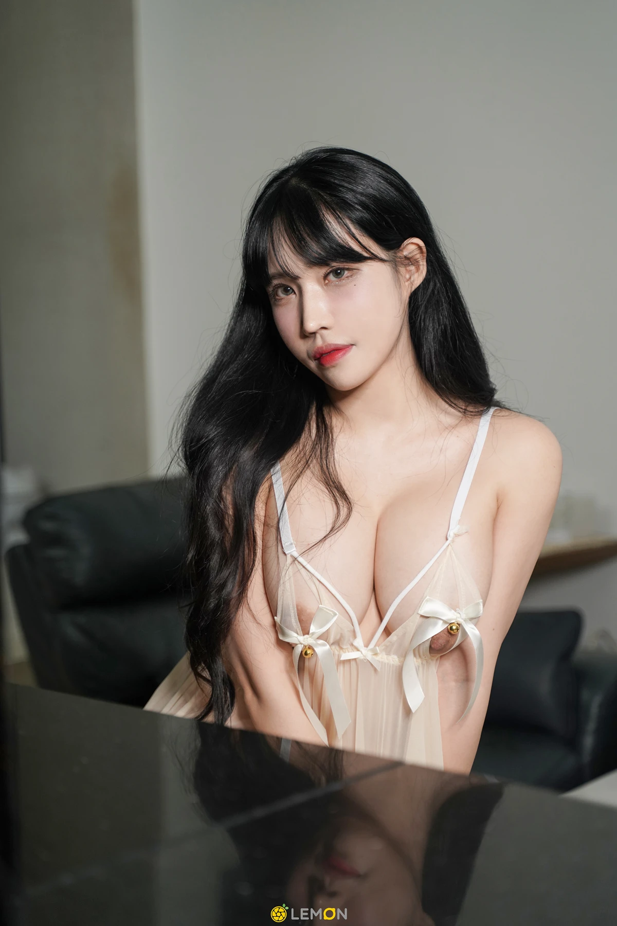 Hani 하니, KIMLEMON Vol.01 Photobook Set.01 - P22