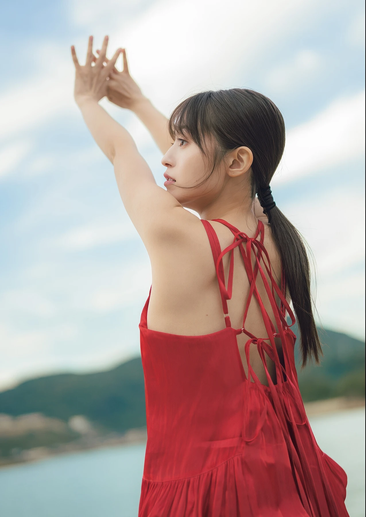 Rikako Aida 逢田梨香子, 写真集 「日々」 Set.02 - P11
