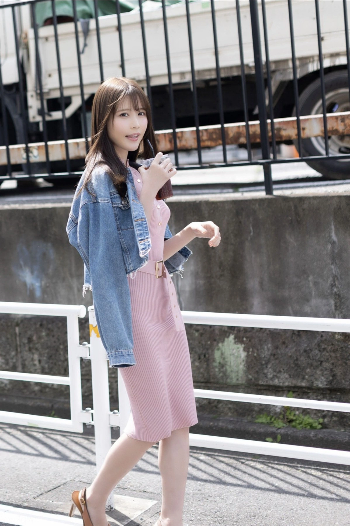 Yuka Kohinata 小日向ゆか, FLASHデジタル写真集 「SEXYの向こう側」 Set.01 - P3