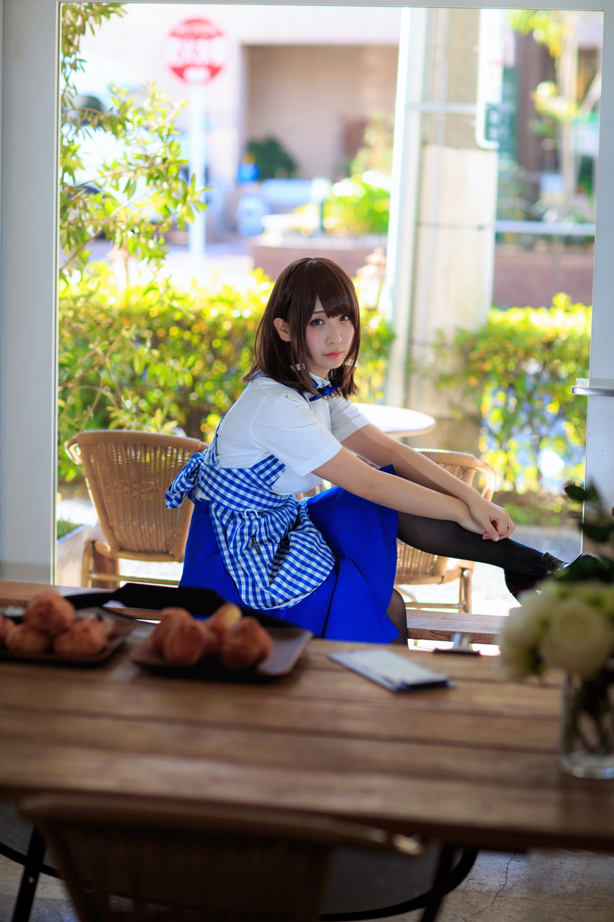 Moe Iori 伊織もえ, 写真集 (月曜日のあの子) Set.03 - P11
