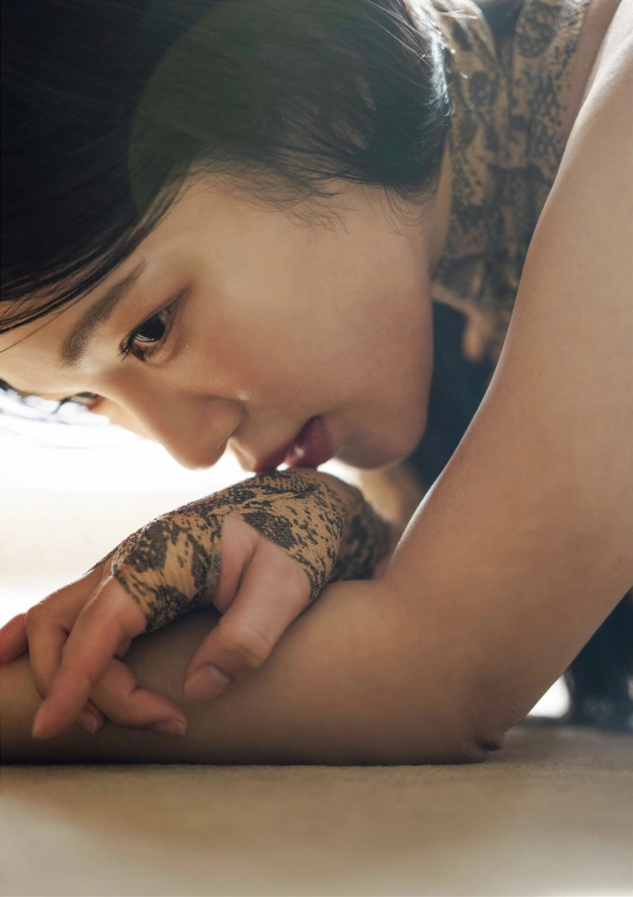 Jun Amaki 天木じゅん, B.L.T. 写真集 Monster Round 4 - P9