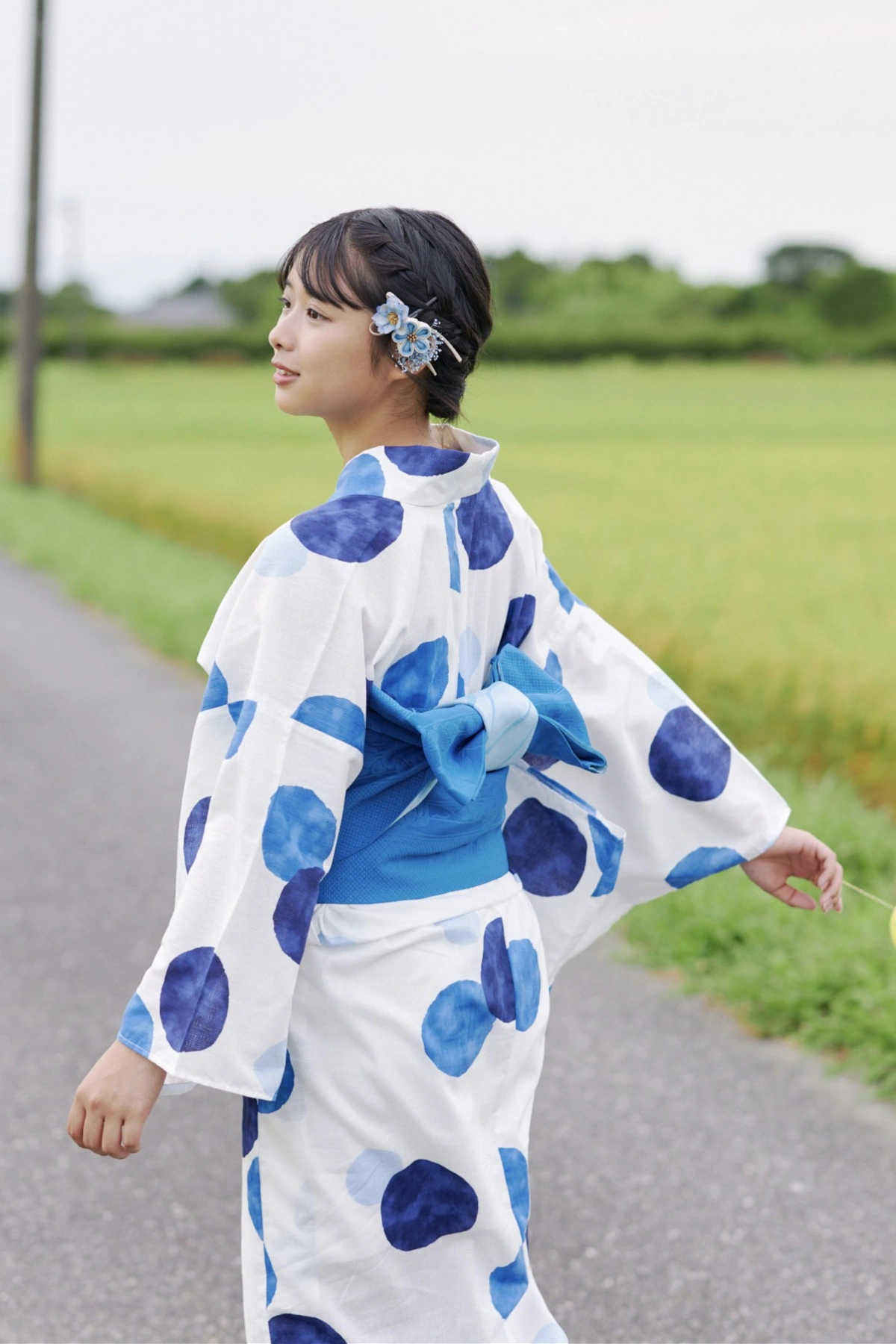 Miku Kuwajima 桑島海空, Dolce 写真集 「ラスト・サマー・ビキニ」 Set.01 - P2