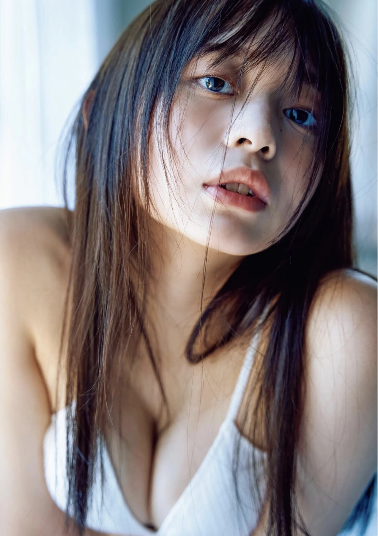 Mai Horai 蓬莱舞, B.L.T. 写真集 Monster Round 3 - P13