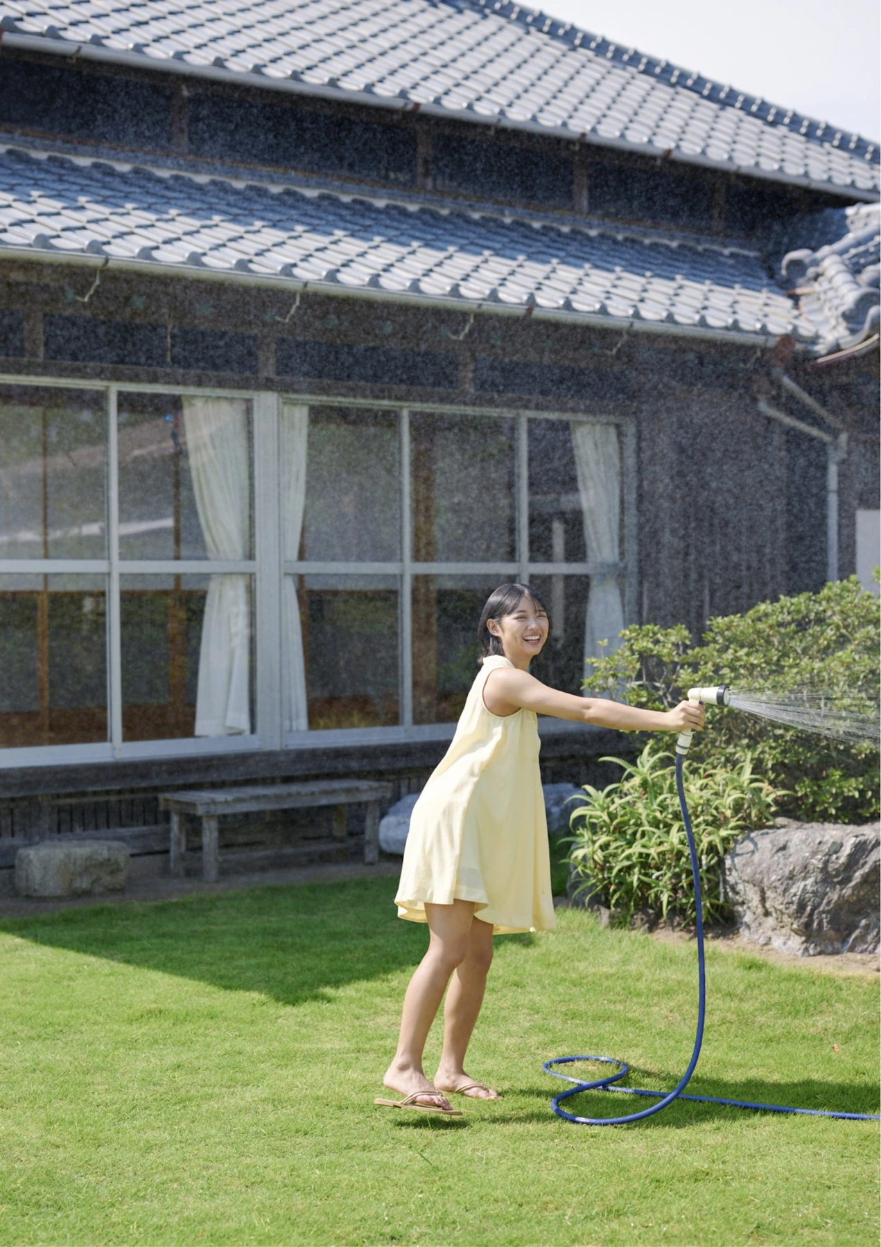 Miku Kuwajima 桑島海空, Dolce 写真集 「ラスト・サマー・ビキニ」 Set.02 - P6