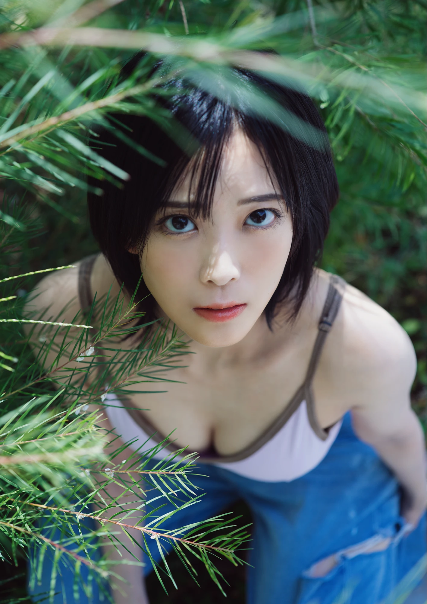 Sayaka Kitahara 北原沙弥香, Young Jump 2025 No.45 (ヤングジャンプ 2025年45号) - P15