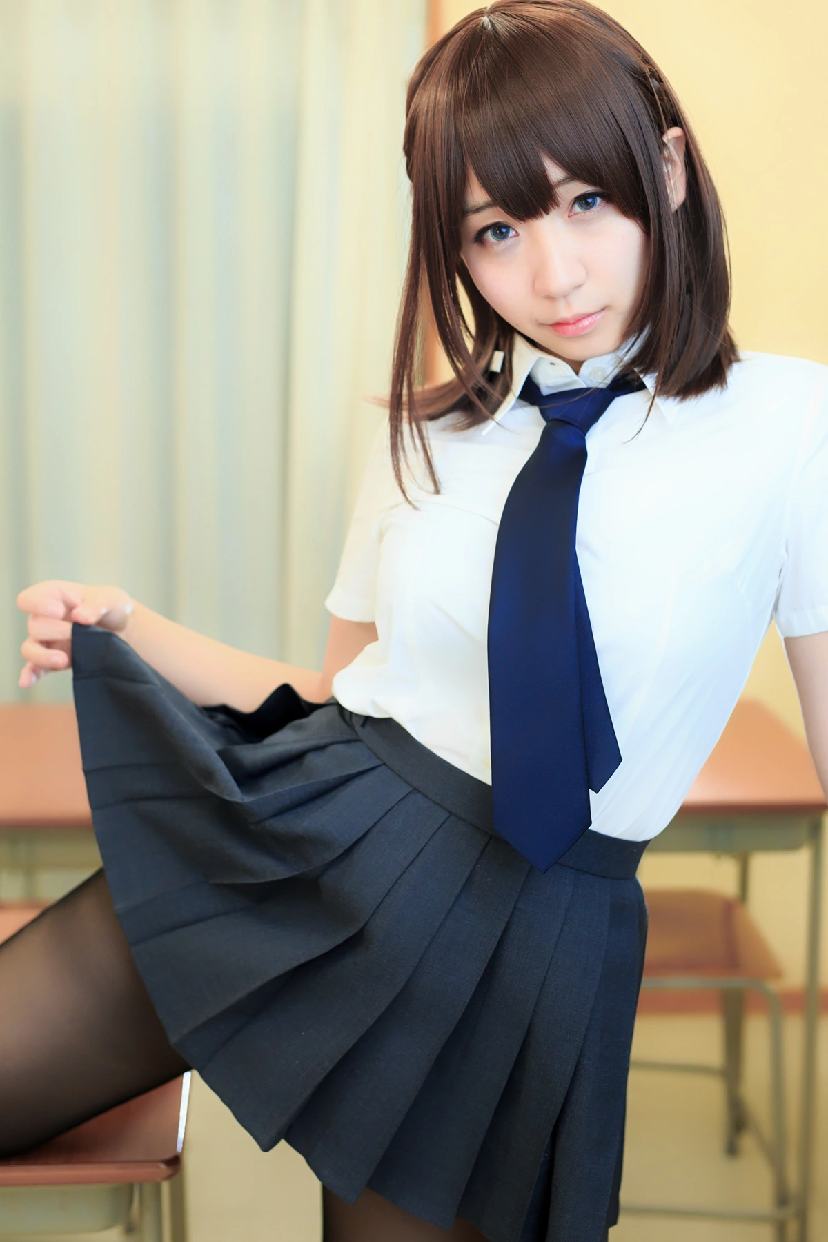 Moe Iori 伊織もえ, 写真集 (月曜日のあの子) Set.04 - P16