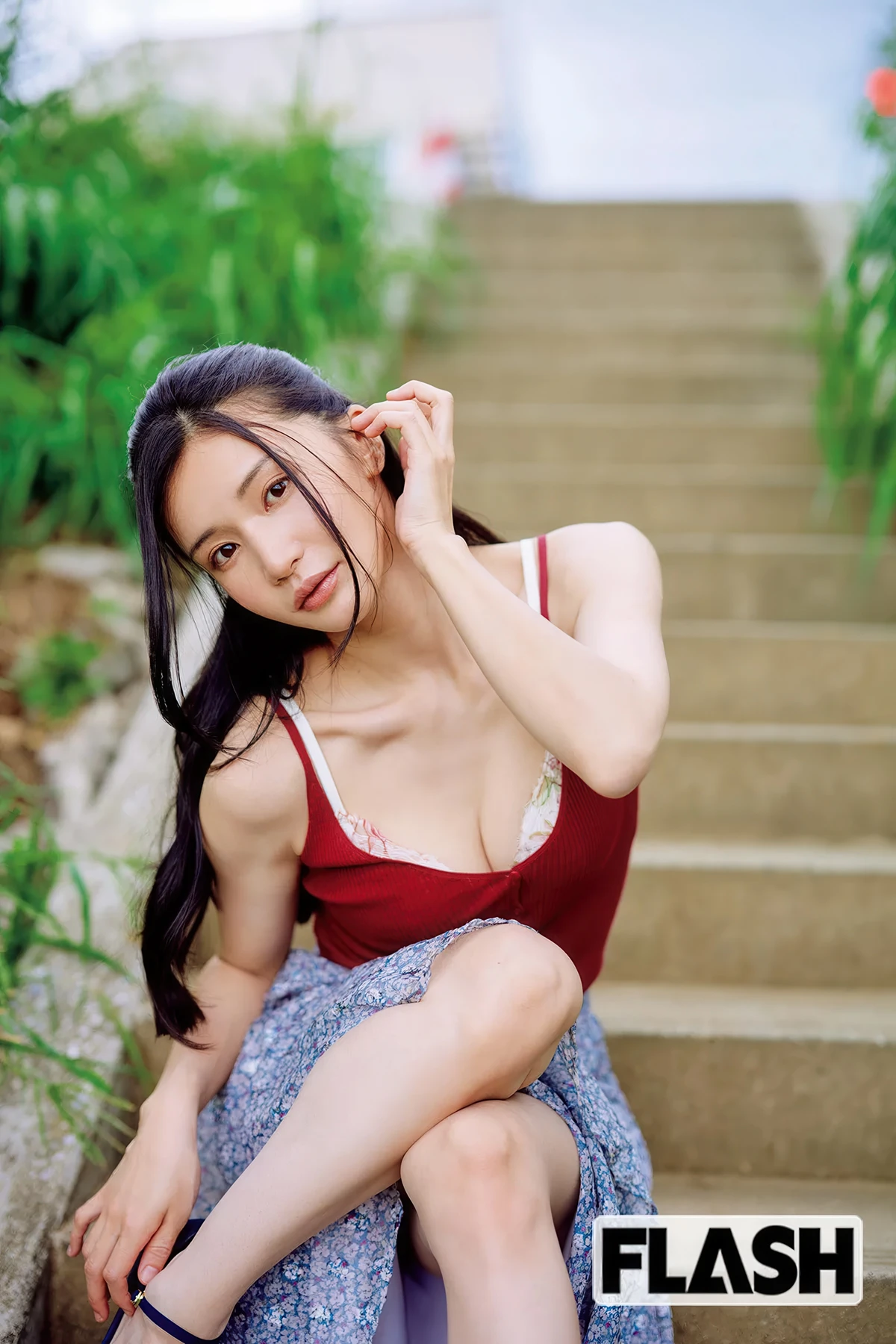 Shoko Takahashi 高橋しょう子, FLASH 2025.10.14 (フラッシュ 2025年10月14日号) - P11