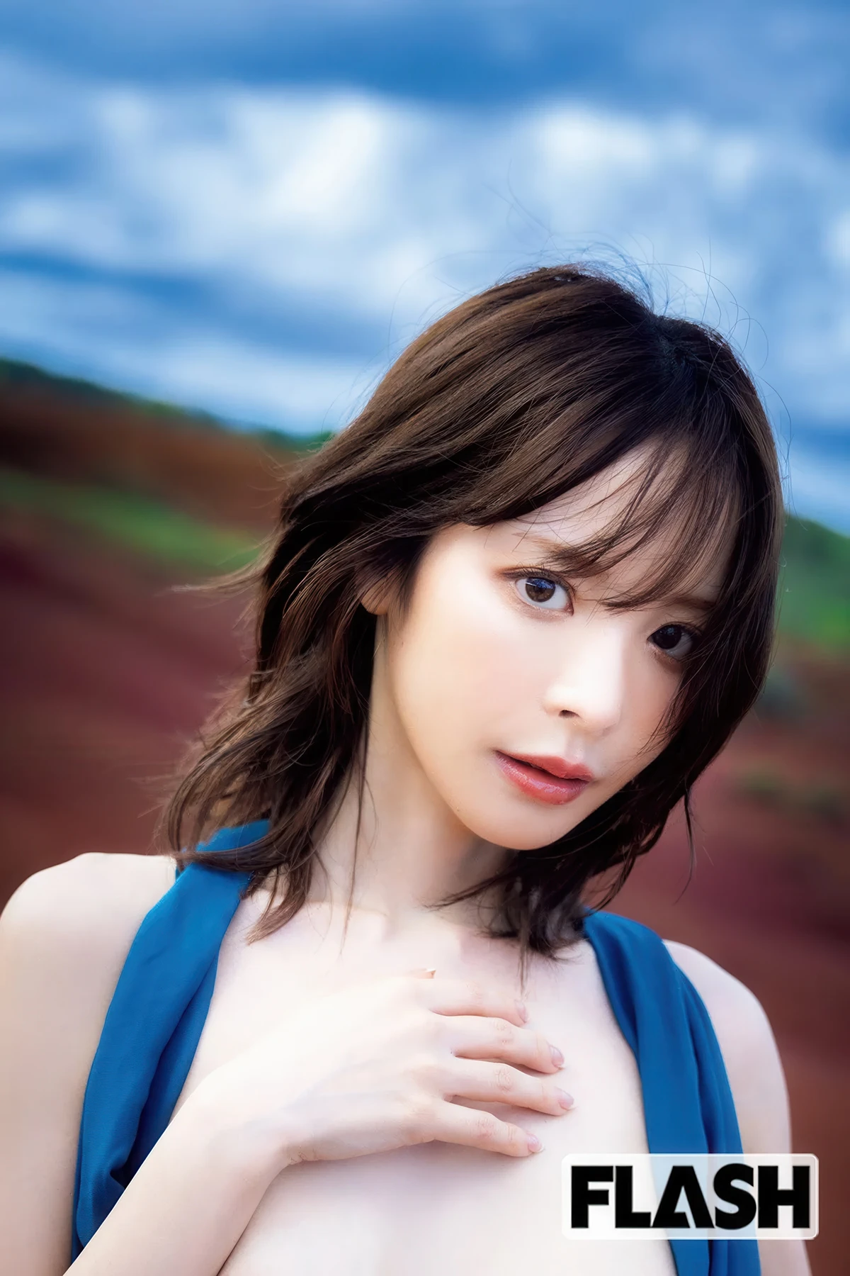Kana Momonogi 桃乃木かな, FLASH 2025.10.21 (フラッシュ 2025年10月21日号) - P16