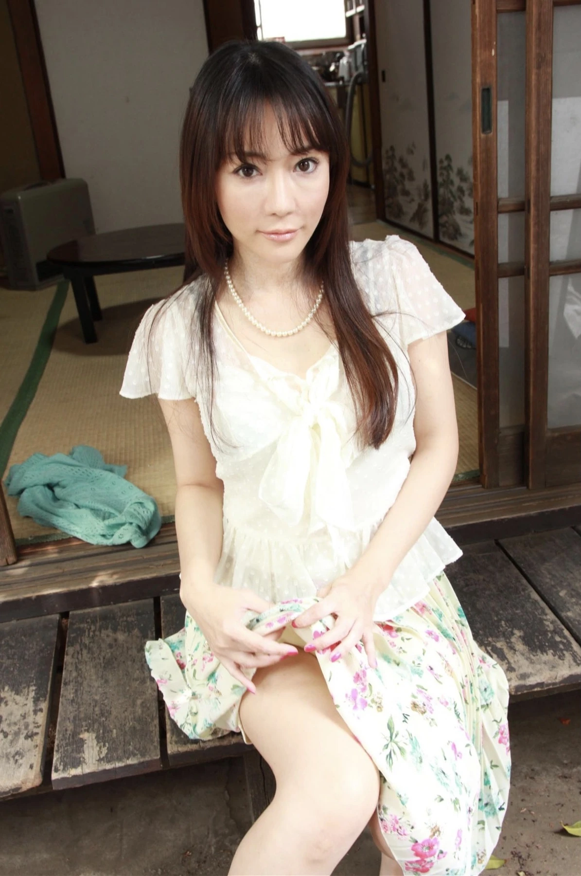 デジタル写真集 – 熟女の匂い The Scent of Mature Women Set.01 - P4