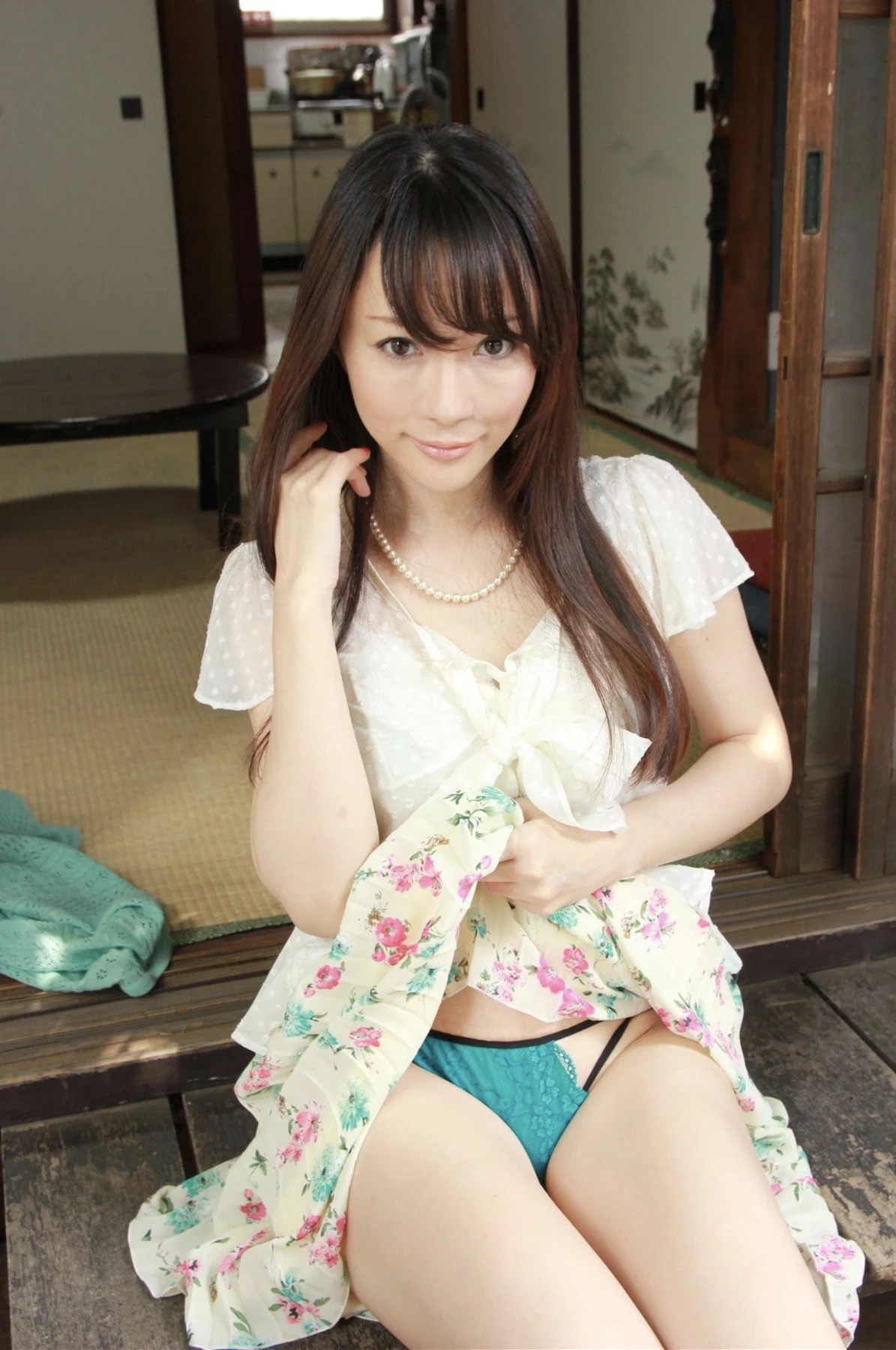 デジタル写真集 – 熟女の匂い The Scent of Mature Women Set.01 - P5