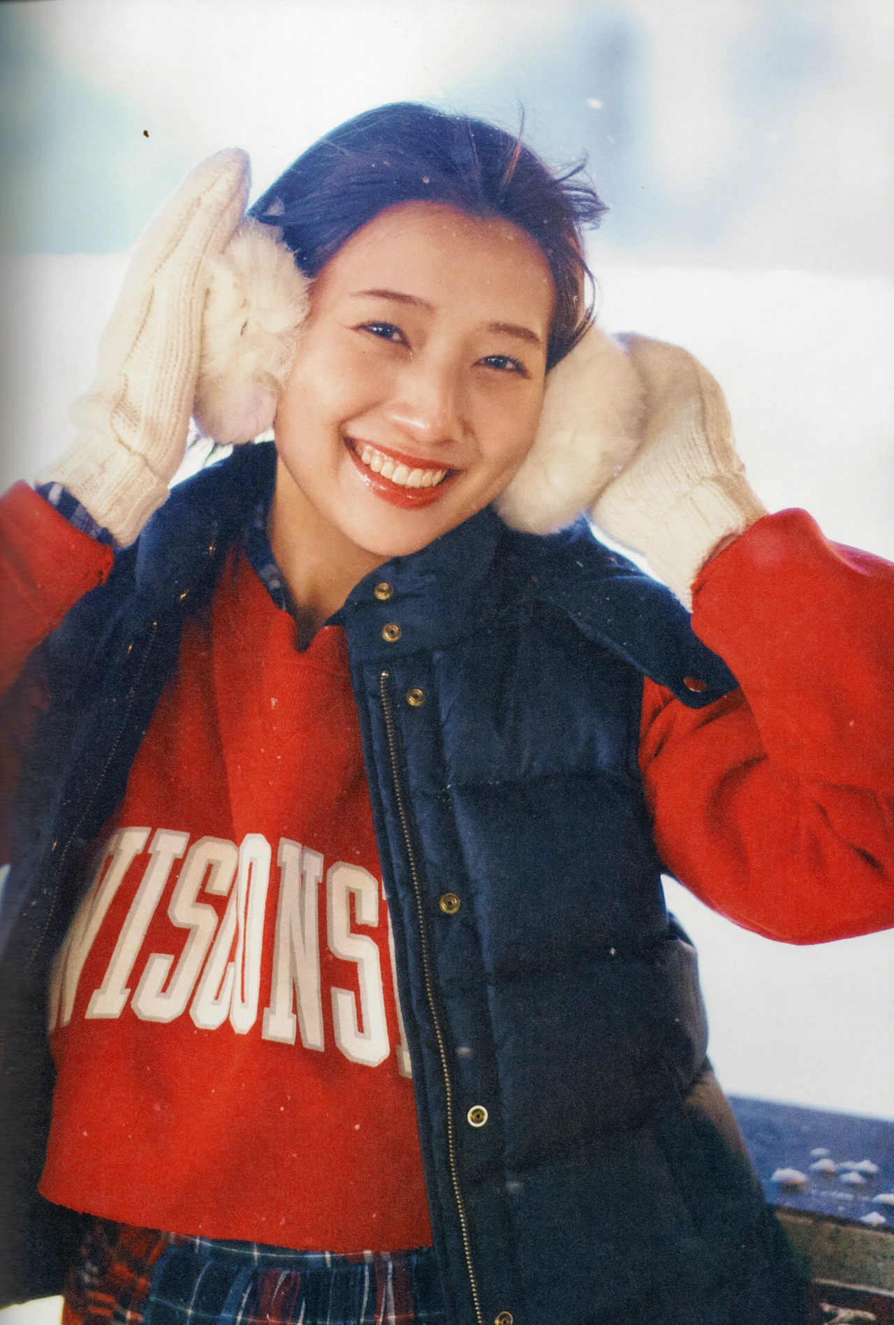 Wakana Abe 安部若菜, 1st 写真集 「愛される予感」 Set.02 - P14