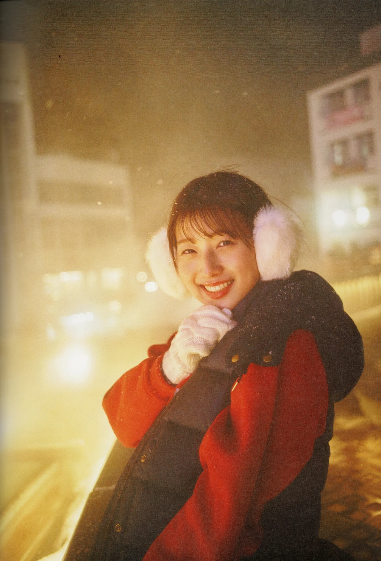 Wakana Abe 安部若菜, 1st 写真集 「愛される予感」 Set.02 - P16