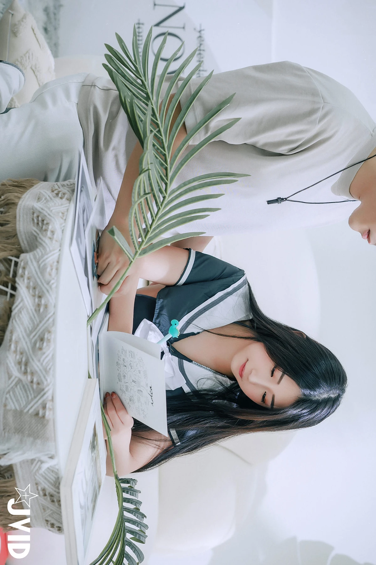 JVID 肉包Mini – 童颜巨乳女学生-色诱家教老师-用身体交换考题-老师揉捏着两颗软嫩乳房-第一视角口交乳夹性感摩擦诱惑 Set.01 - P4