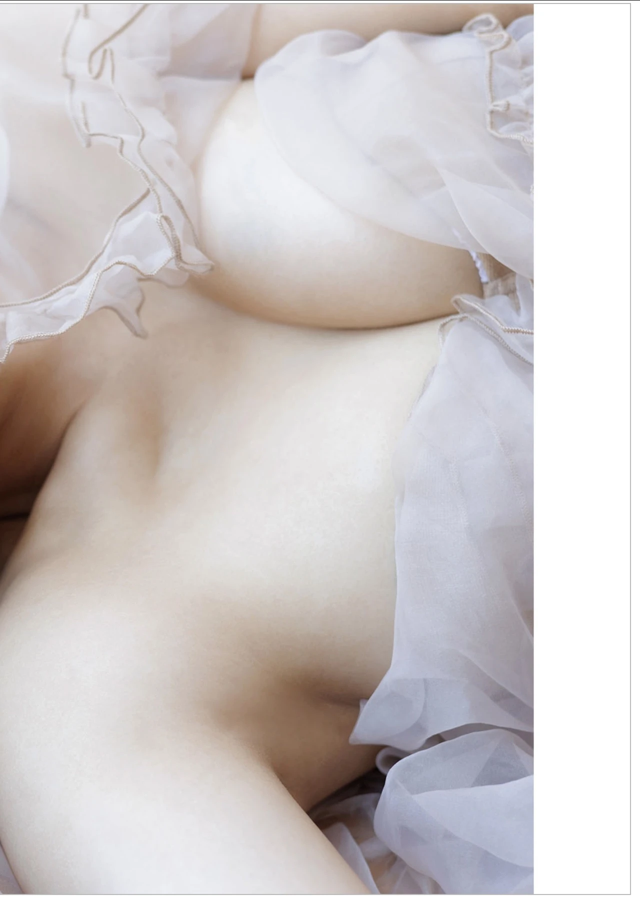 Natsumi Hirajima 平嶋夏海, Weekly Playboy 2025 No.45-46 (週刊プレイボーイ 2025年45-46号) - P13