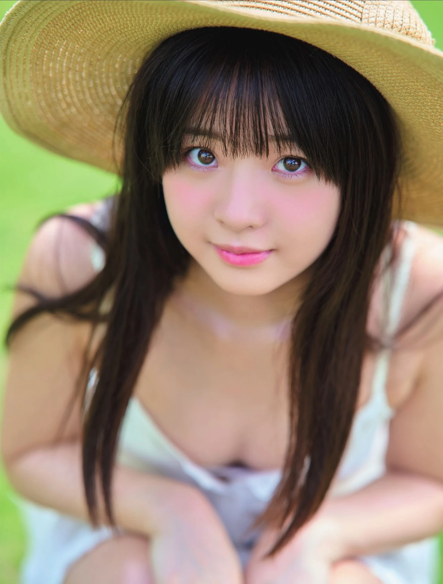 Momo Inoue 井上もも, Mai Horai 蓬莱舞, Sakura Imai 今井春花, FLASH 2025.11.04 (フラッシュ 2025年11月4日号) - P6