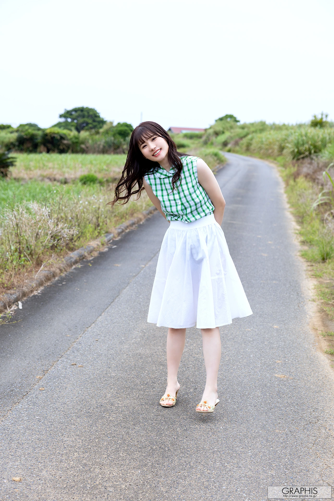 Mei Itsukaichi 五日市芽依, Graphis Special Gravure 「Vacation」 Vol.08 - P16