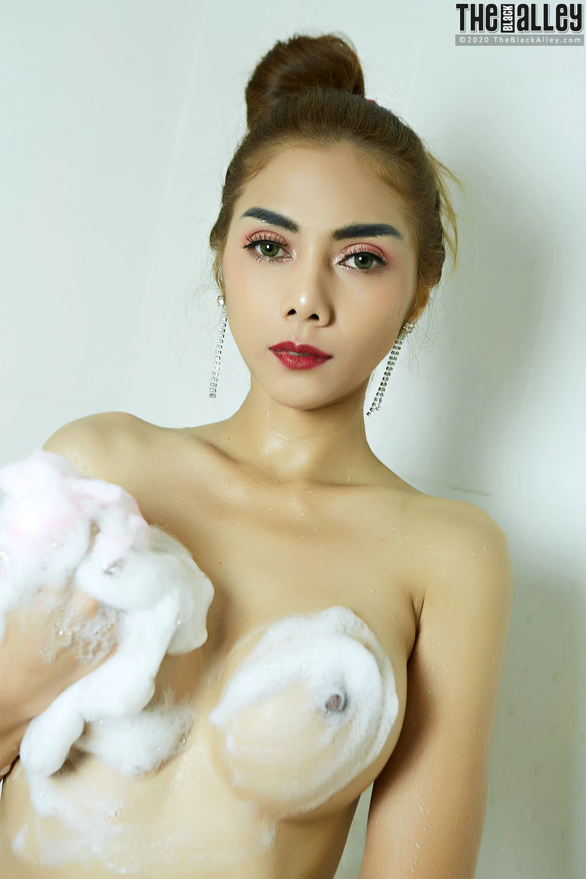 Carolina Fong The Black Alley Photobook Set.47 - P57