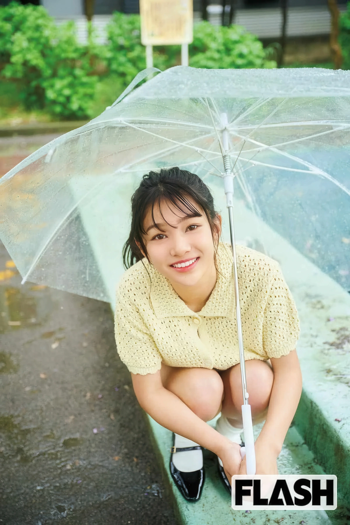 葉月くれあ 虹咲カリナ 高木悠未, FLASH 2025.08.12 (フラッシュ 2025年8月12日号) - P27