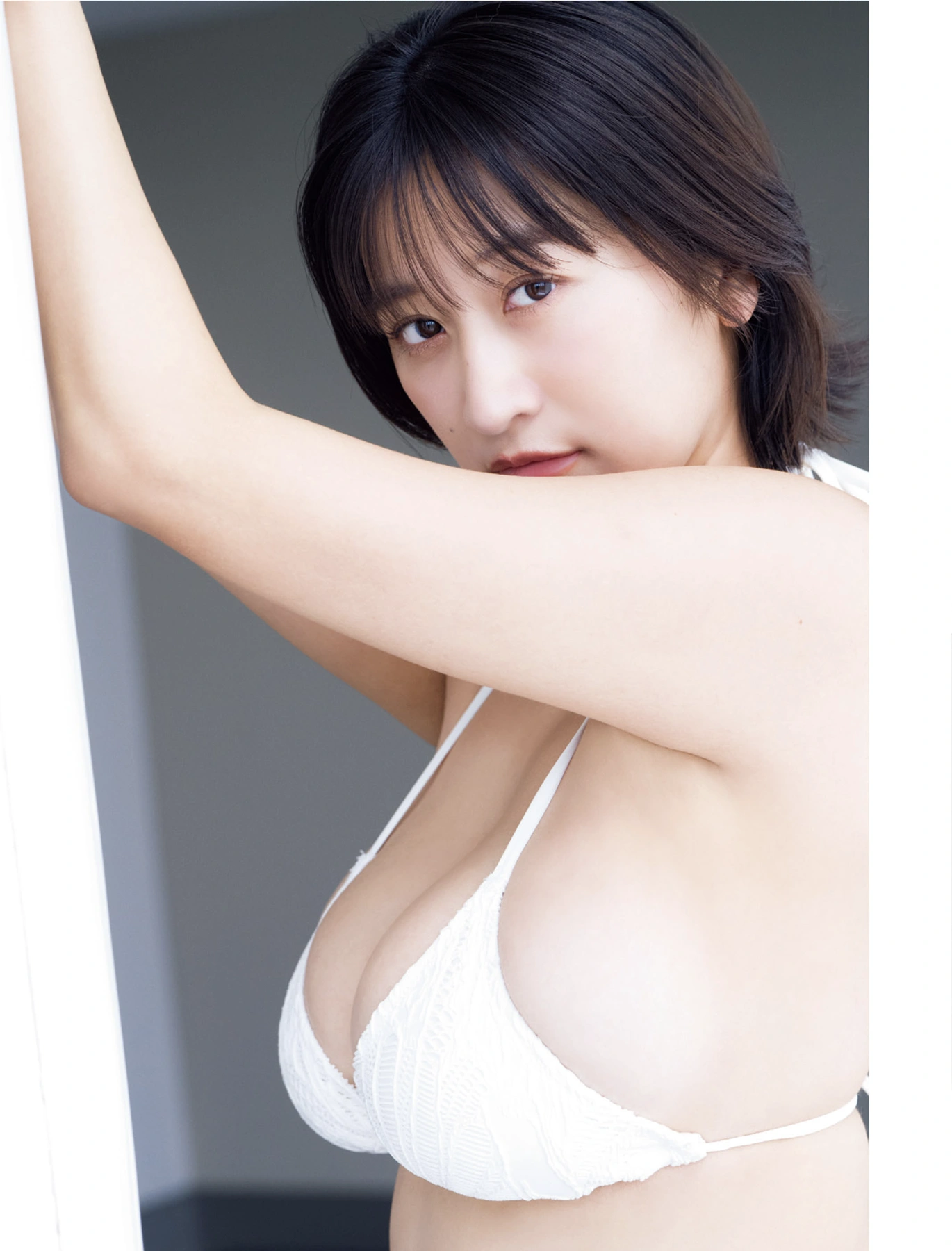 Ina Enohara 榎原依那, FLASH 2025.08.12 (フラッシュ 2025年8月12日号) - P6