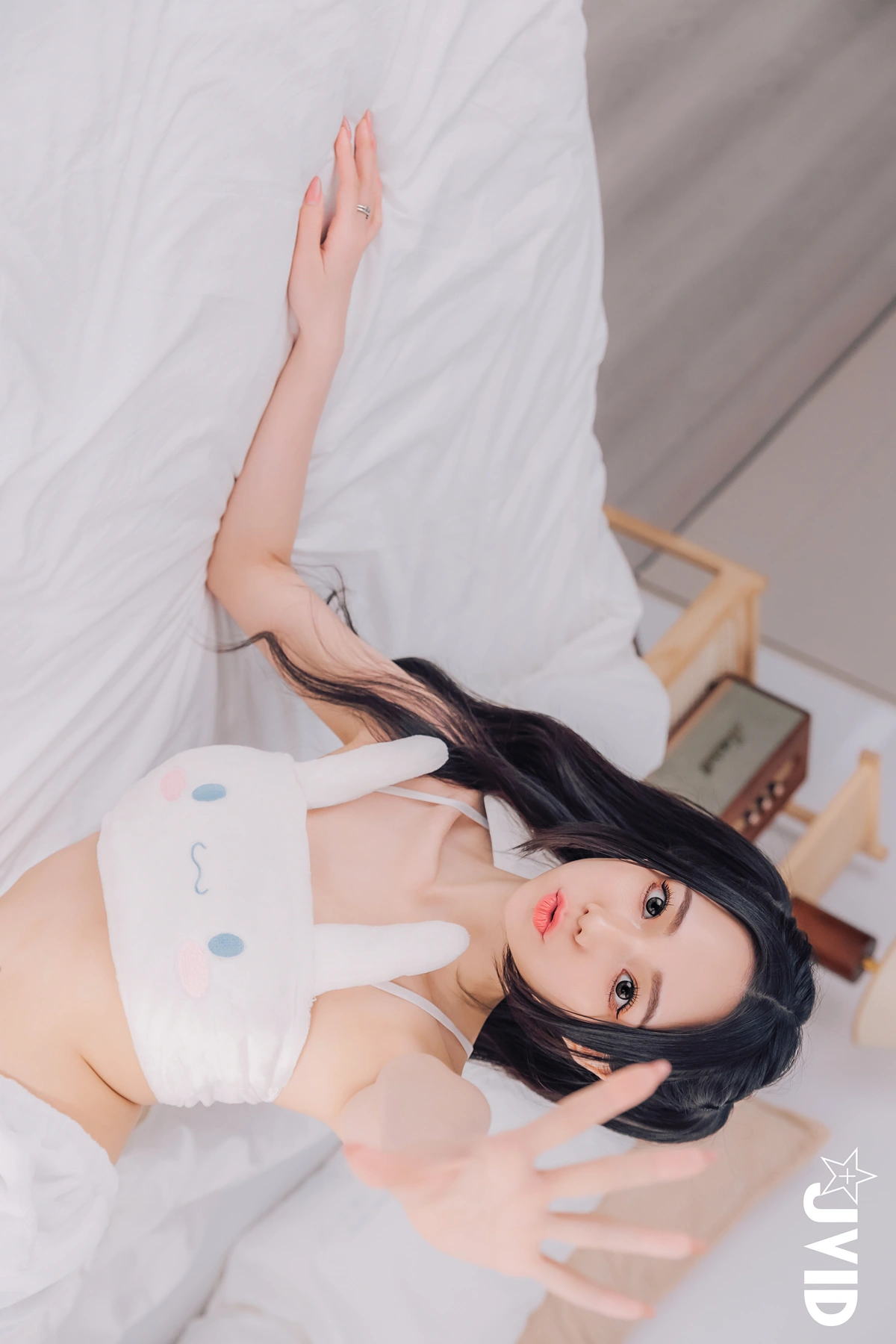 JVID 胎尼 & 啾啾 – 啾啾親自開箱豪華AI情慾娃娃Tiny🥵真人比例完美粉嫩E奶💦激情互動舌吻揉奶樣樣來🔞 Set.01 - P47