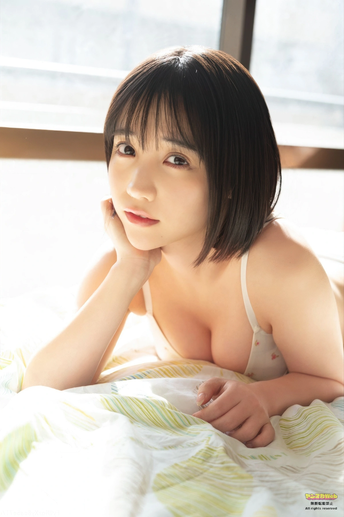 Hanon Mayu はのんまゆ, SUZUME すずめ, Young Magazine 2025 No.50 (ヤングマガジン 2025年50号) - P24
