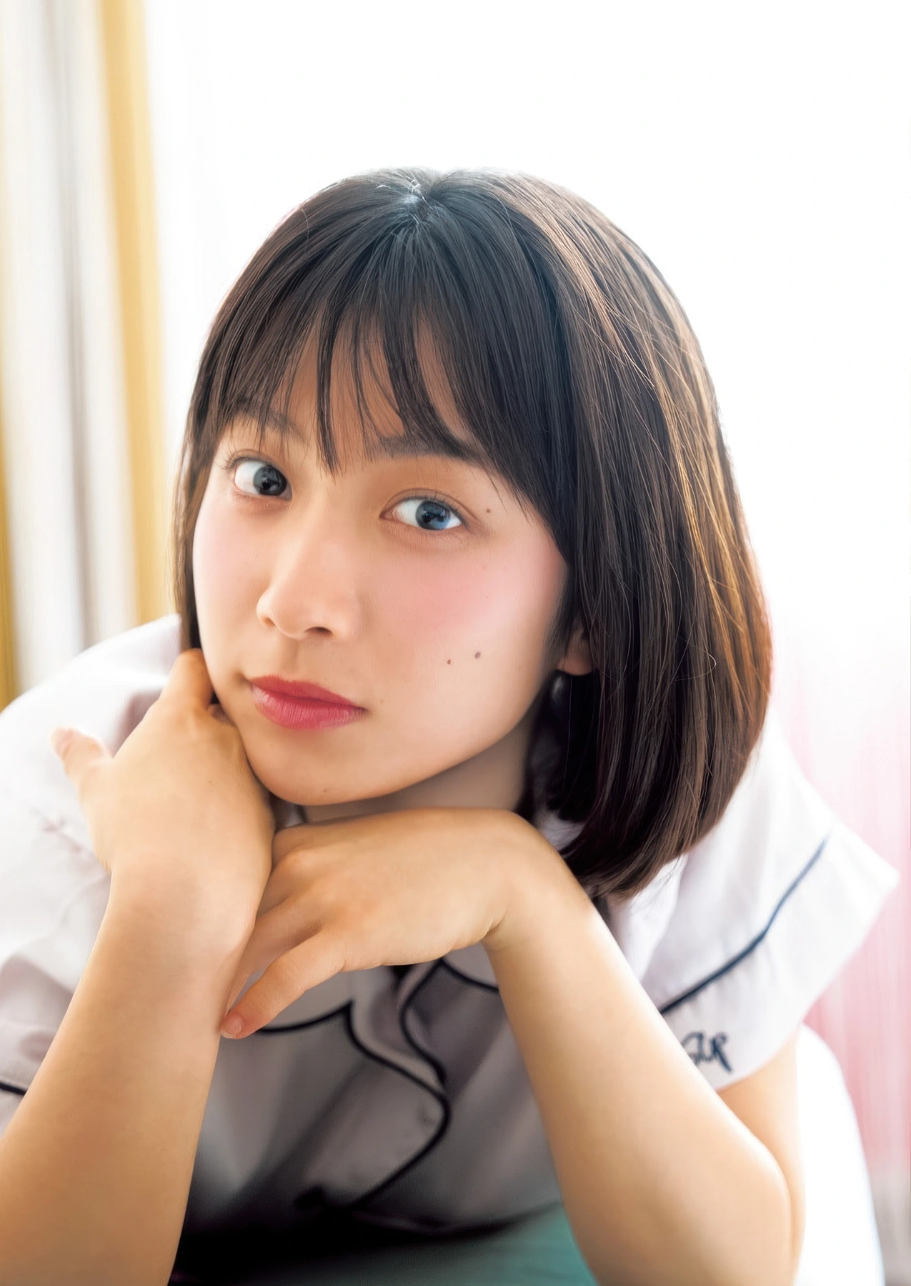 Yumia Fujisaki 藤﨑ゆみあ, Young Jump 2025 No.50 (ヤングジャンプ 2025年50号) - P3