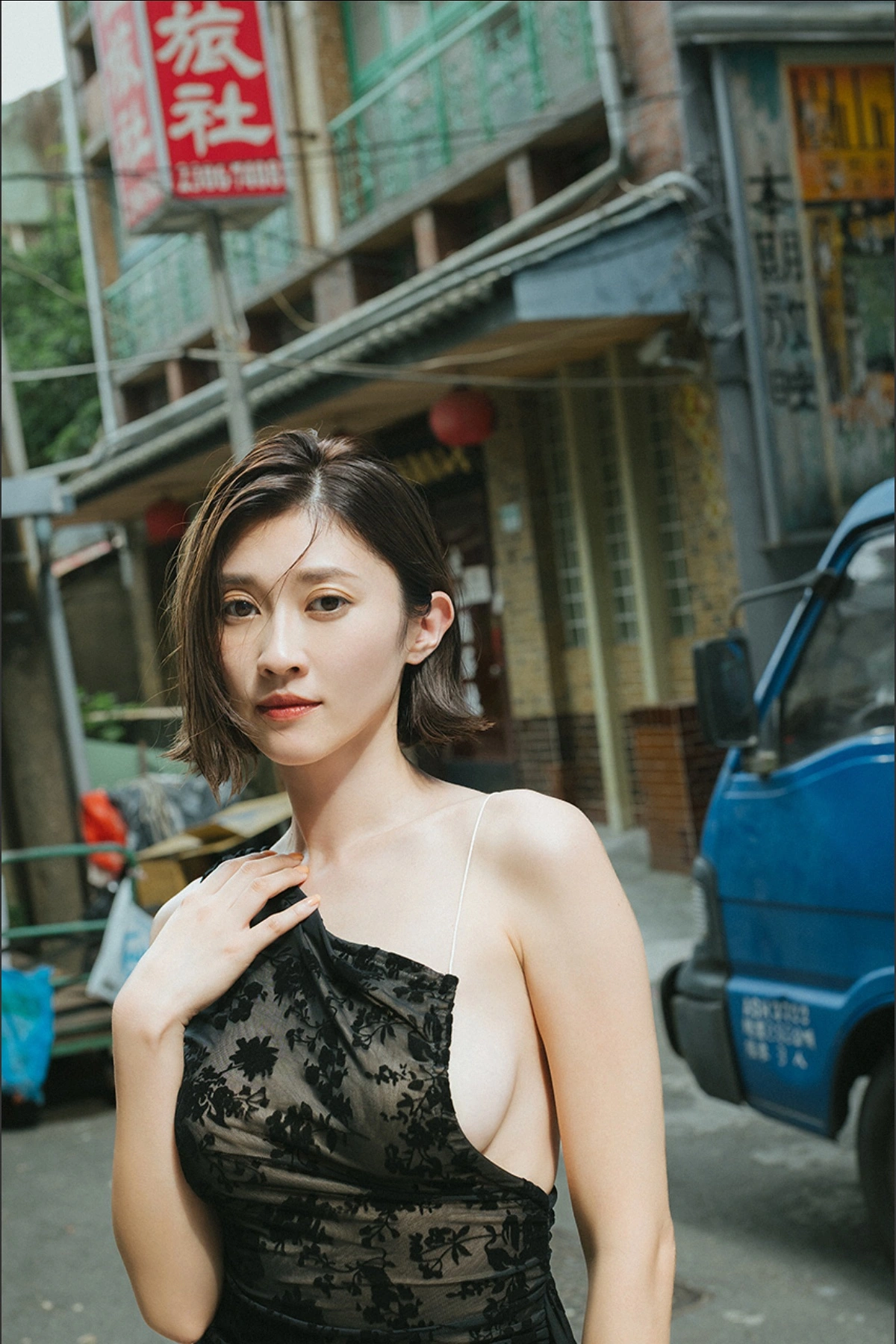 Mikie Hara 原幹恵, 週プレ＋Special No.344 2nd Week 「異国でまた、君と。」 Set.02 - P11
