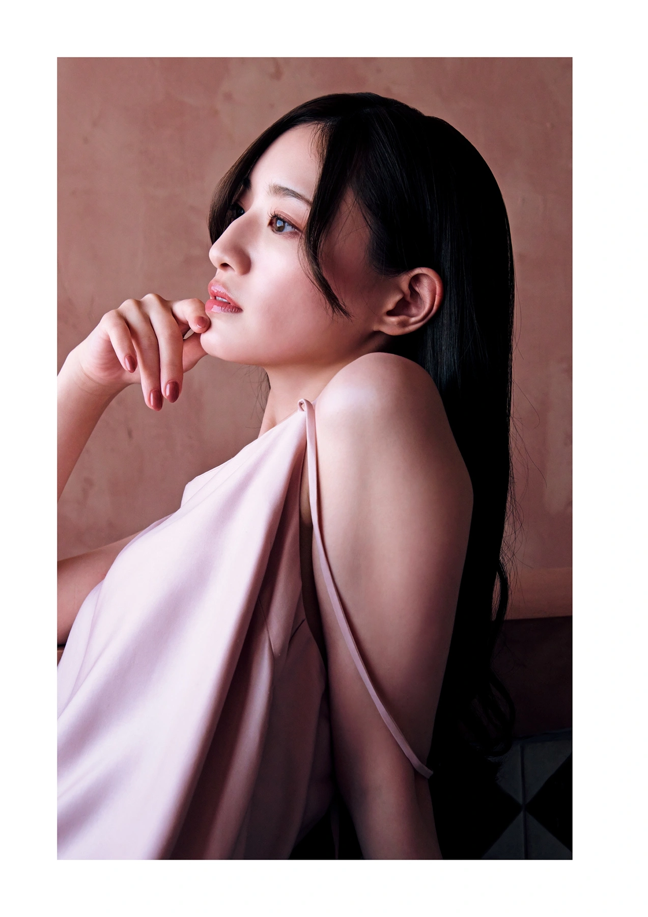 Kana Nakada 中田花奈, 2nd写真集 「掻き立てる」 Set.04 - P3