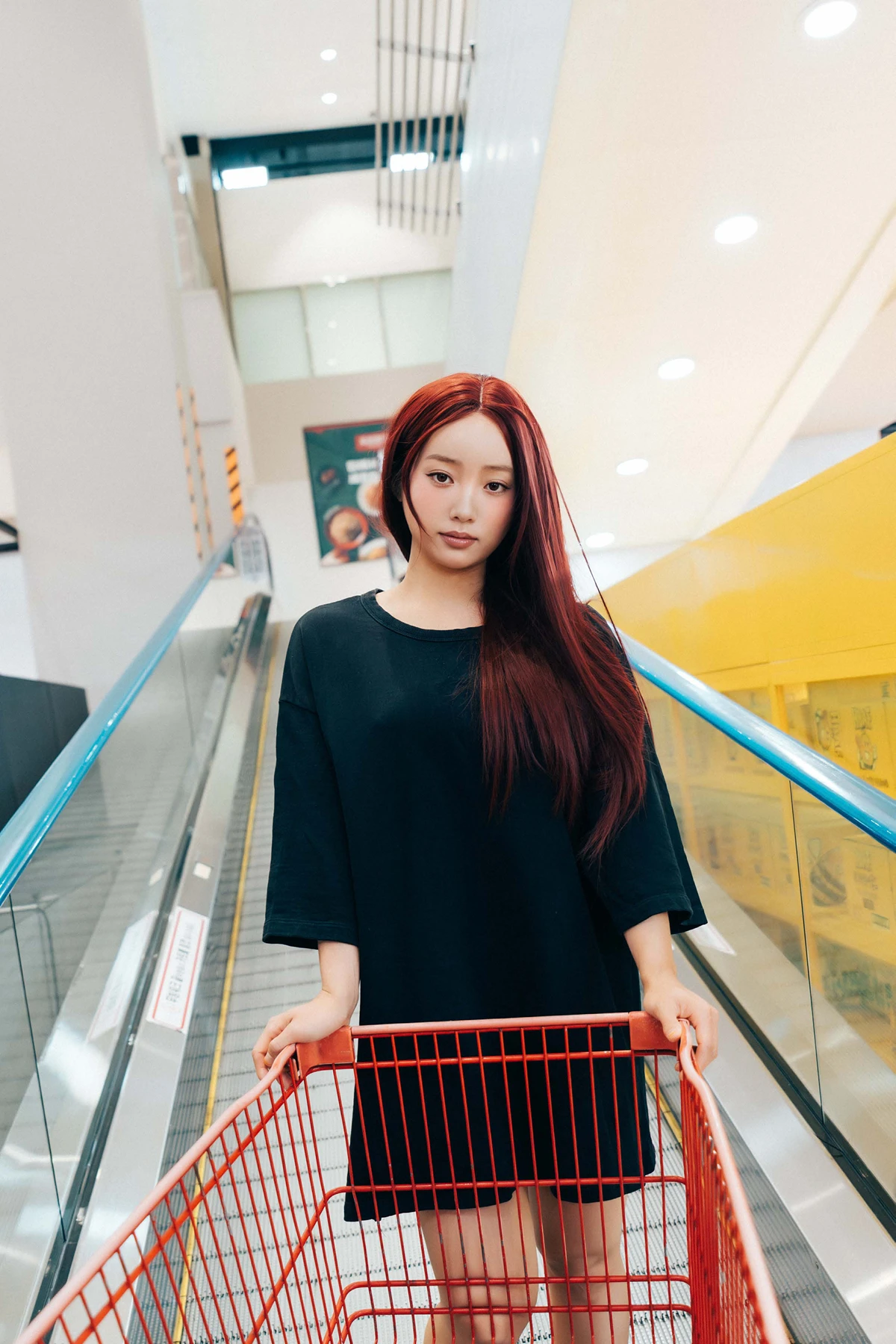 Black Snow, Haivia PhotoBook 「Outdoor」 Set.01 - P4