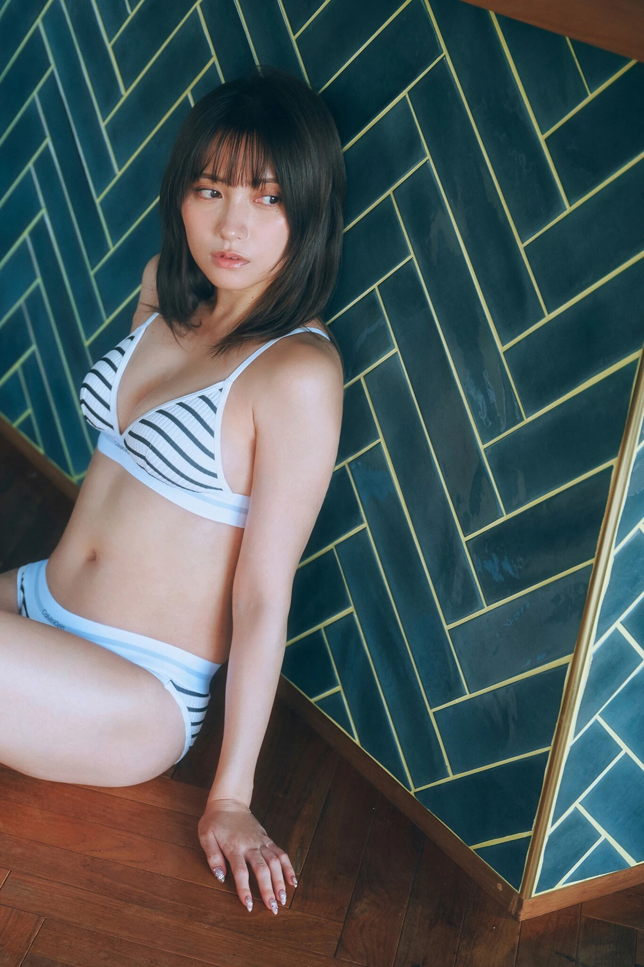 Nashiko Momotsuki 桃月なしこ, ヤンマガデジタル写真集 「最後の夏休み」 Set.01 - P14