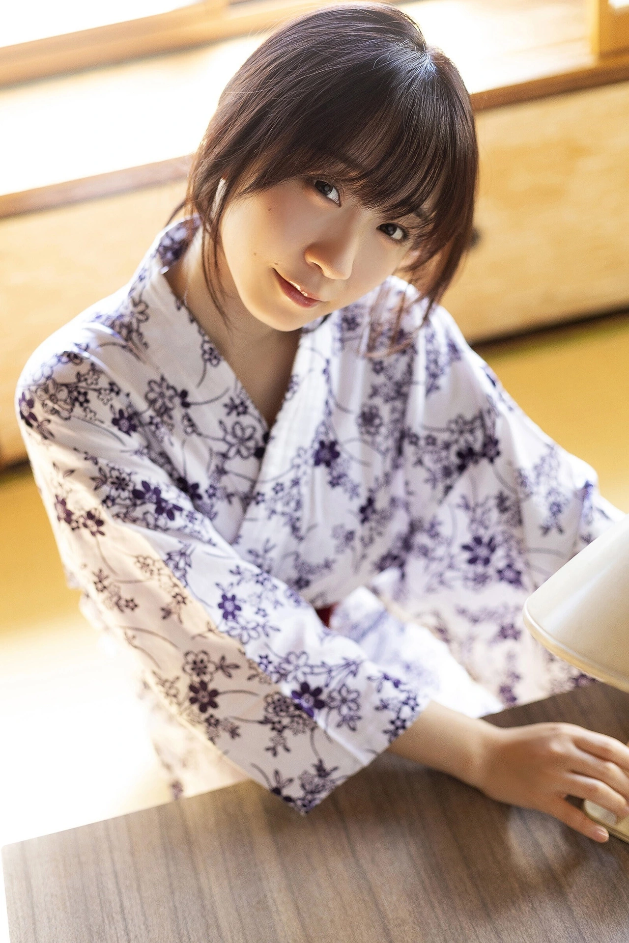 Moe Iori 伊織もえ, 漫画アクションデジタル写真集 「一泊二日、一緒にいよう」 Set.03 - P2