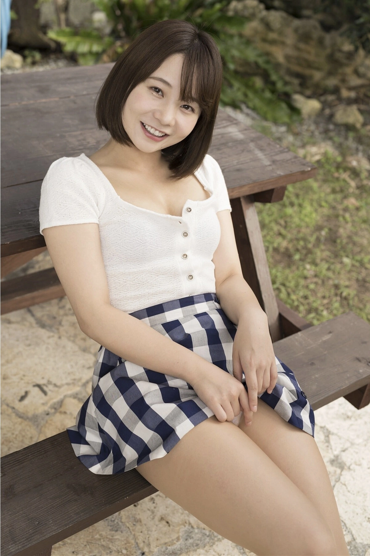 Mana 真奈, 写真集 激撮 「無邪気なおっぱい」 Set.02 - P11