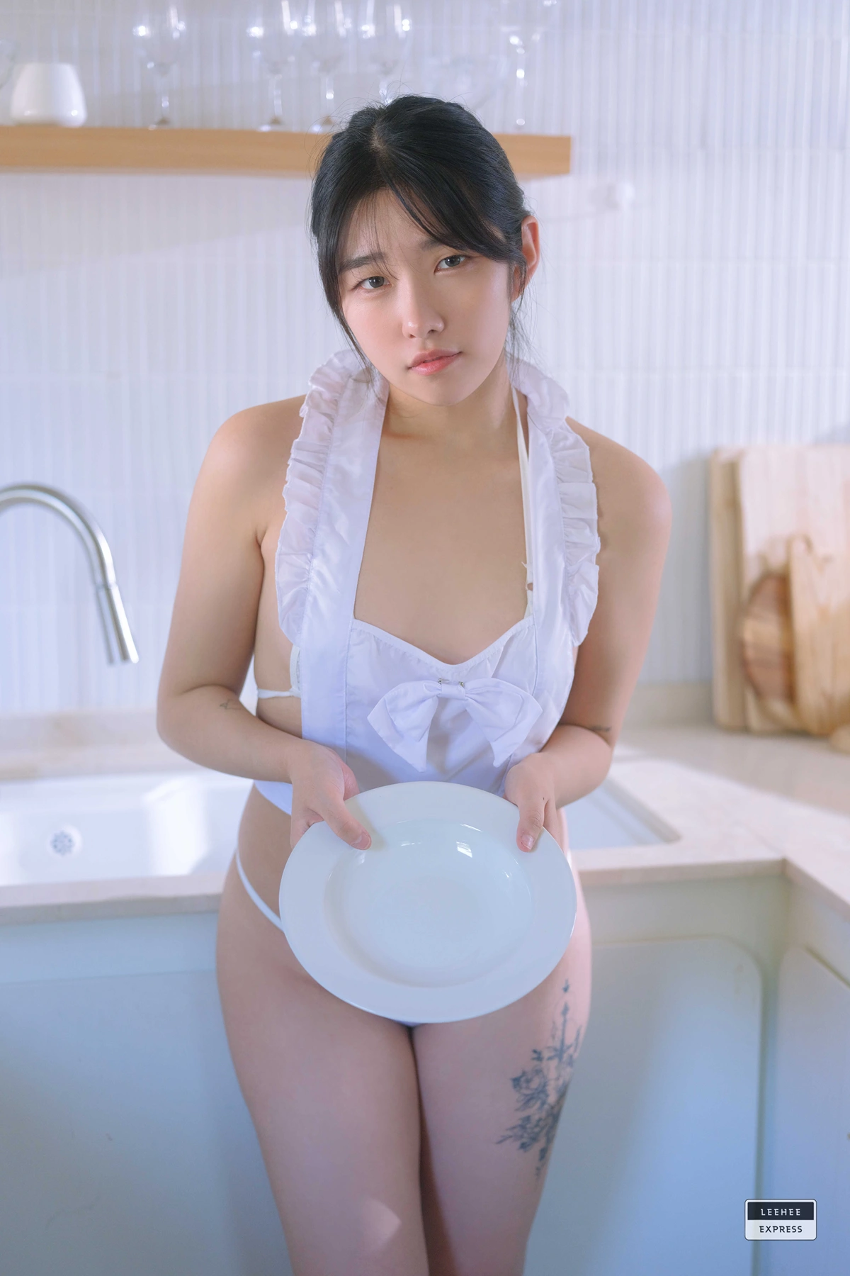Sonson 손손, LEEHEE EXPRESS LEBE-176 Set.02 - P10