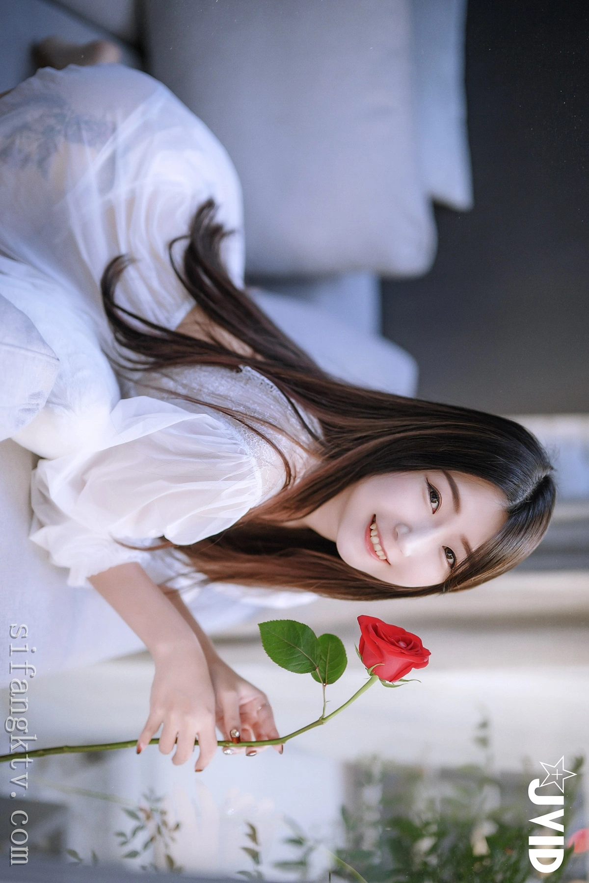 JVID 肉包Mini – 用玫瑰成功征服可爱肉包的肉体-热爱 Set.02 - P10