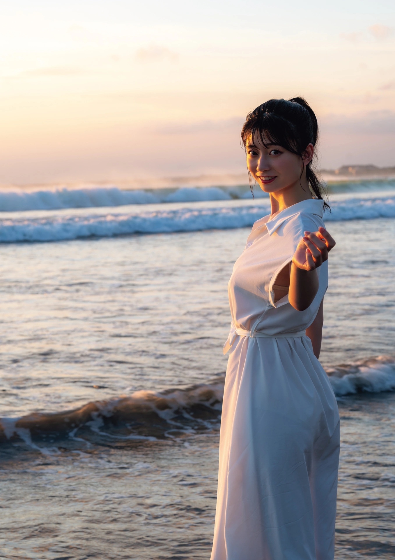Kanna Seto 瀬戸環奈, 写真集 「好きになっちゃう」 Set.01 - P32