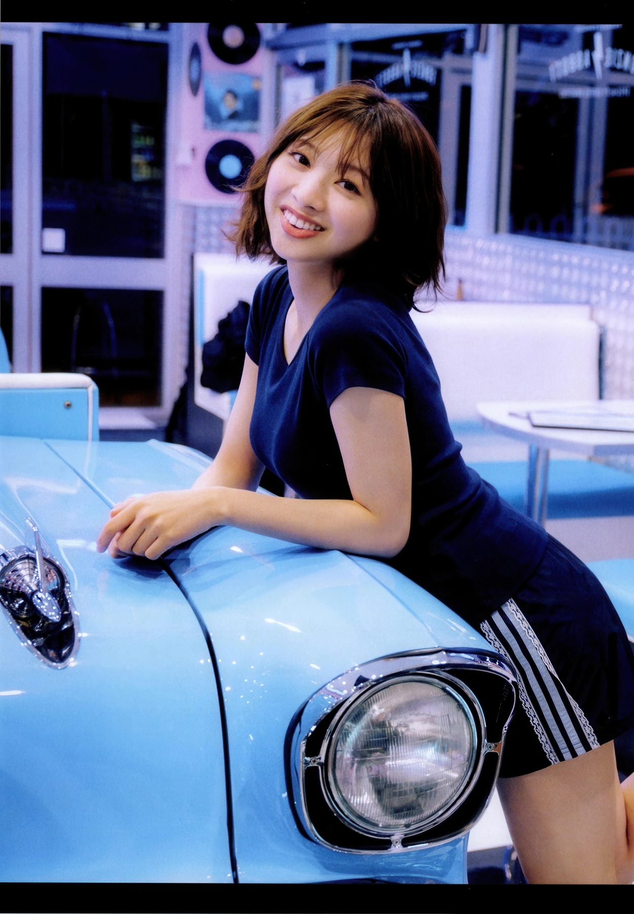 Suzuka Tomita 富田鈴花, 写真集 「鈴花サーキット」 Set.03 - P25