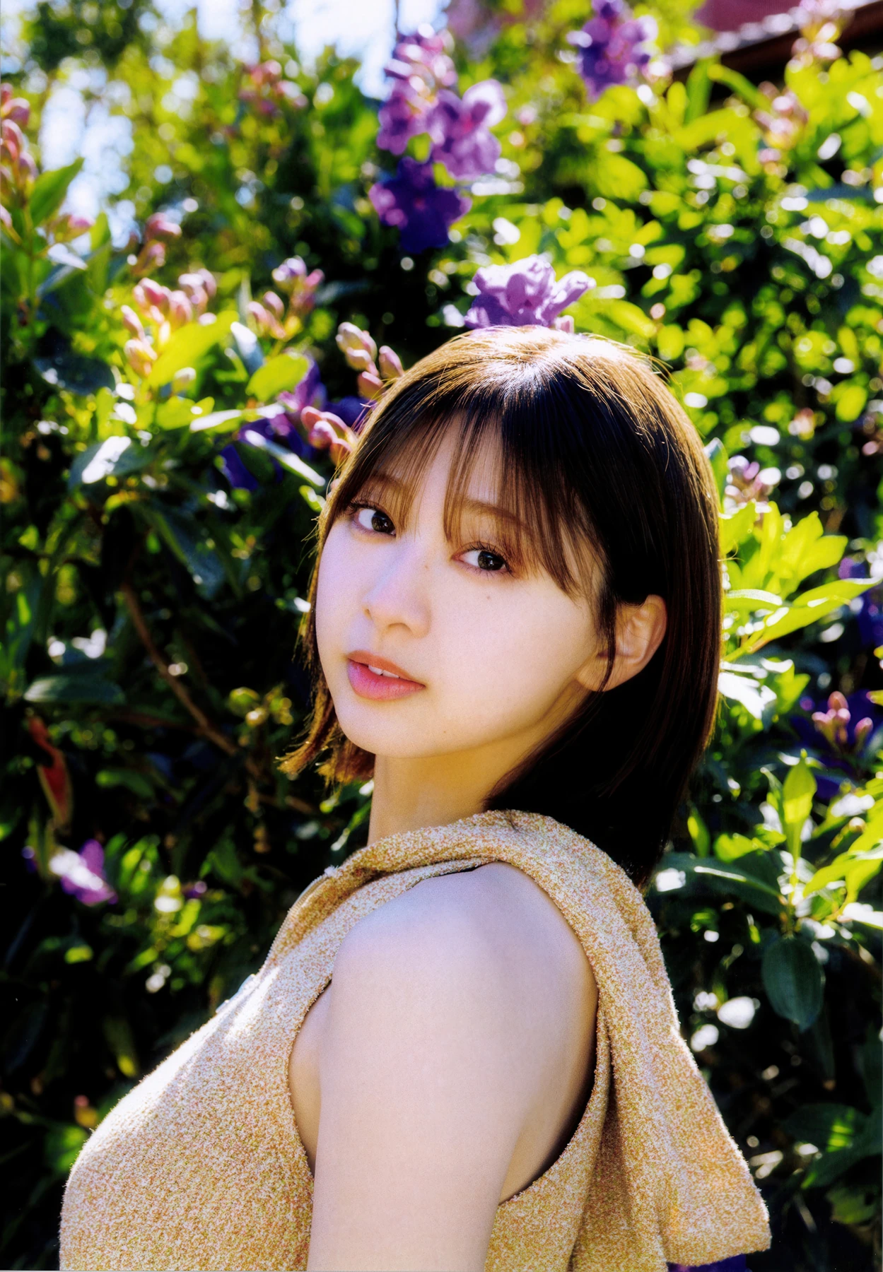Suzuka Tomita 富田鈴花, 写真集 「鈴花サーキット」 Set.03 - P5
