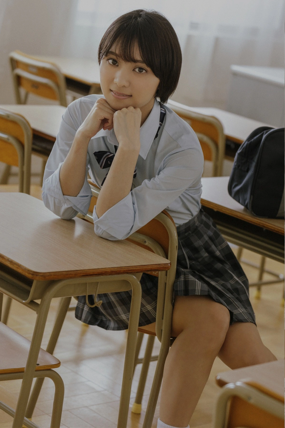 School Uniforms & Miss Short Cut Best 制服×ショートカット Set.02 - P3