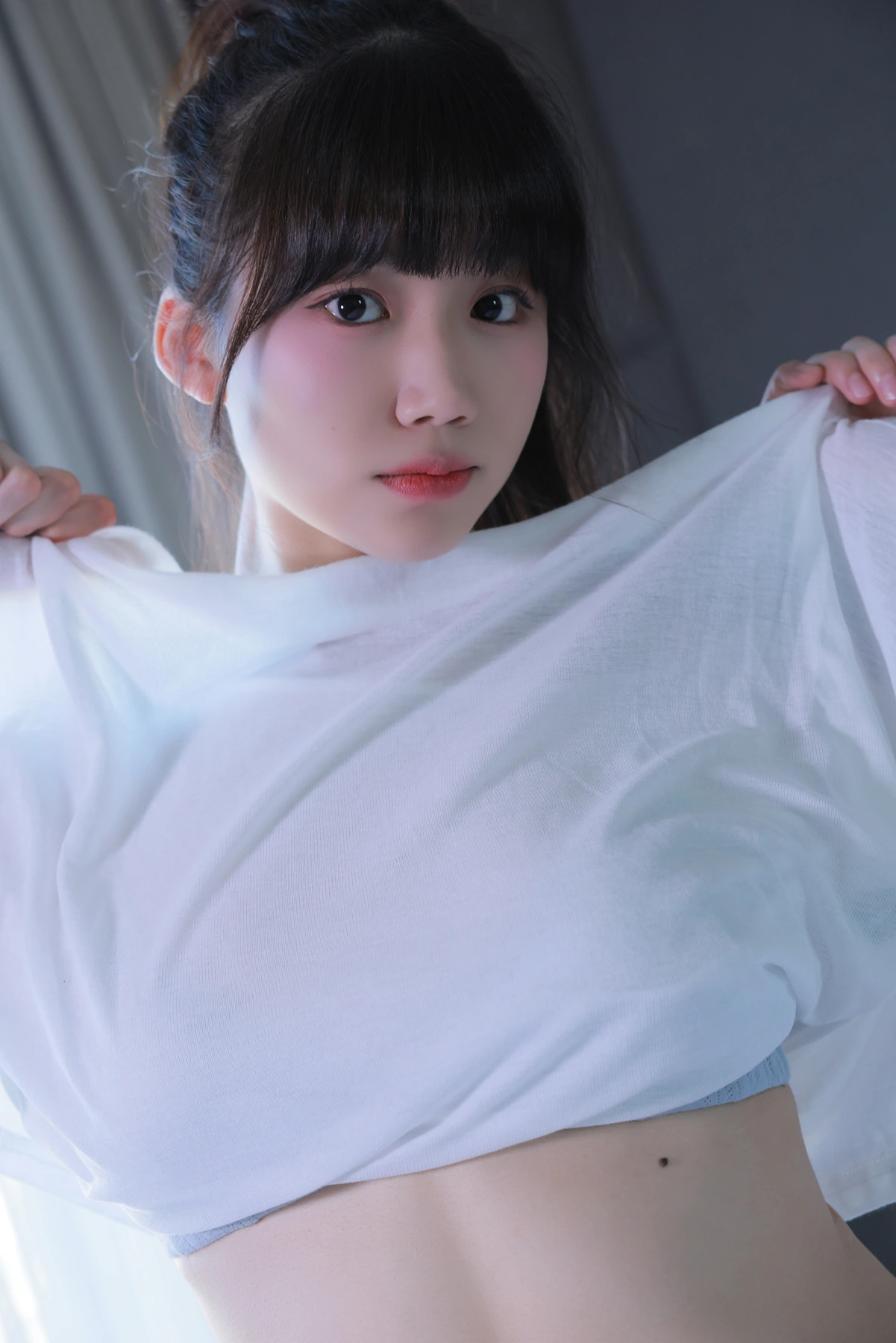 Yui 유이, SWEETBOX Photobook 「Teddy Bear」 Set.01 - P15